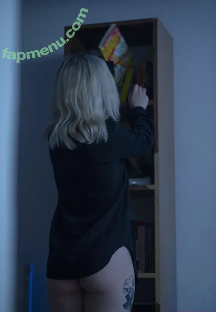 Simge Akkuş nude photo #0002 (Lildiazem)