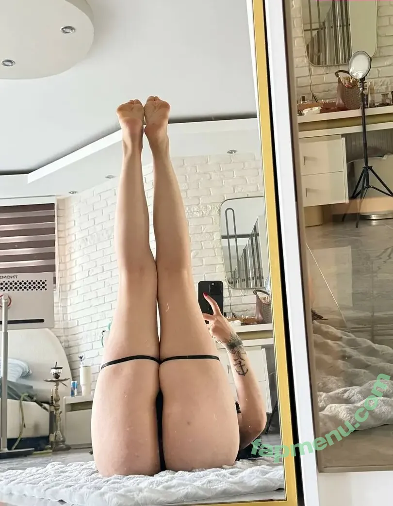 Simge Barankoğlu nude photo #0173 (sbarankoglu1)