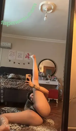 simgeniz_ / sbarankoglu1 nude photo #0067