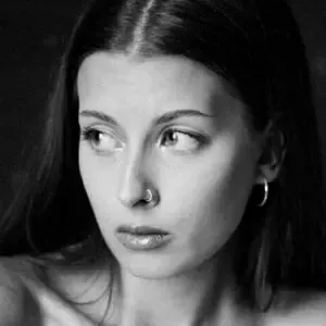 Similunea nude photo #0008