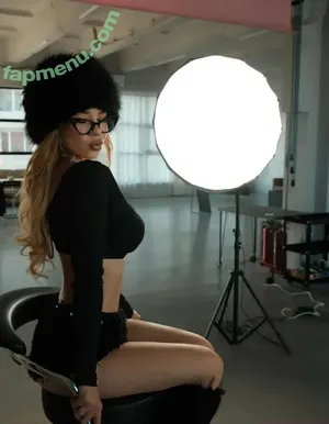 Simona Alphamusic / simona_alphamusic nude photo #0035