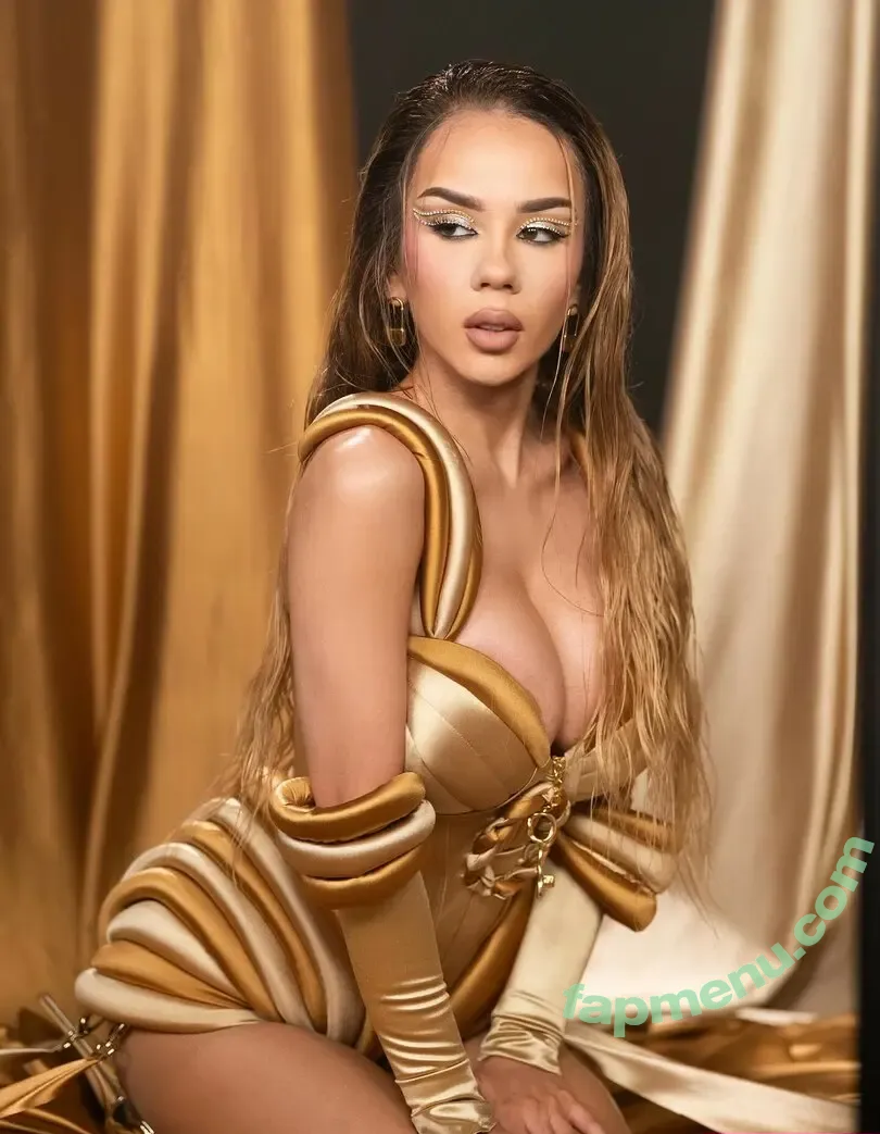 Simona Alphamusic nude photo #0025 (simona_alphamusic)