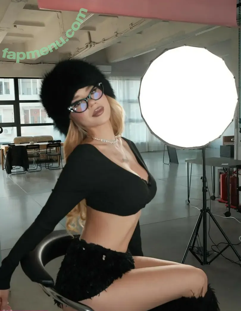 Simona Alphamusic nude photo #0038 (simona_alphamusic)