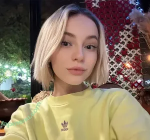 simona_borb / simonabors nude photo #0018