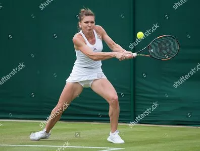 Simona Halep / simonahalep nude photo #0040