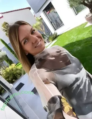 Simona Halep / simonahalep nude photo #0133