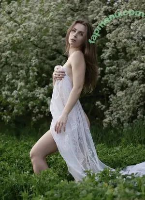 Simona Mikešova / simonamikes nude photo #0006