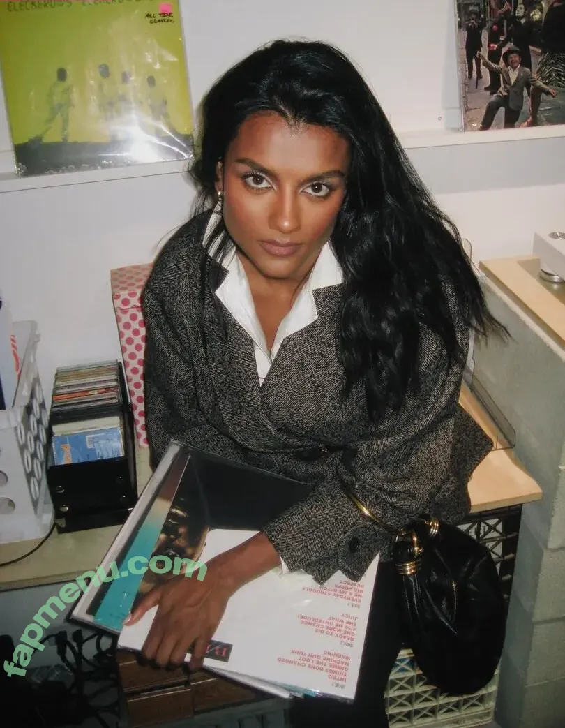 Simone Ashley nude photo #0267 (simoneasshley)