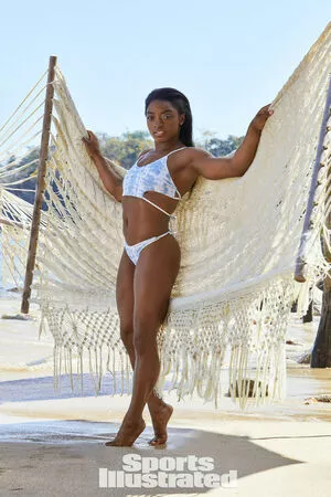 Simone Biles / Simone_Biles / simonebiles / slaymate nude photo #0039