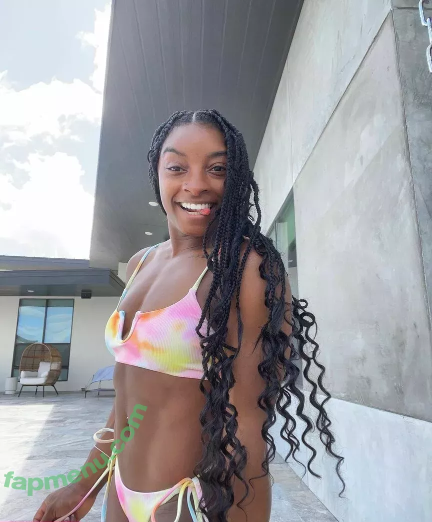 Simone Biles nude photo #0004 (Simone_Biles / simonebiles / slaymate)