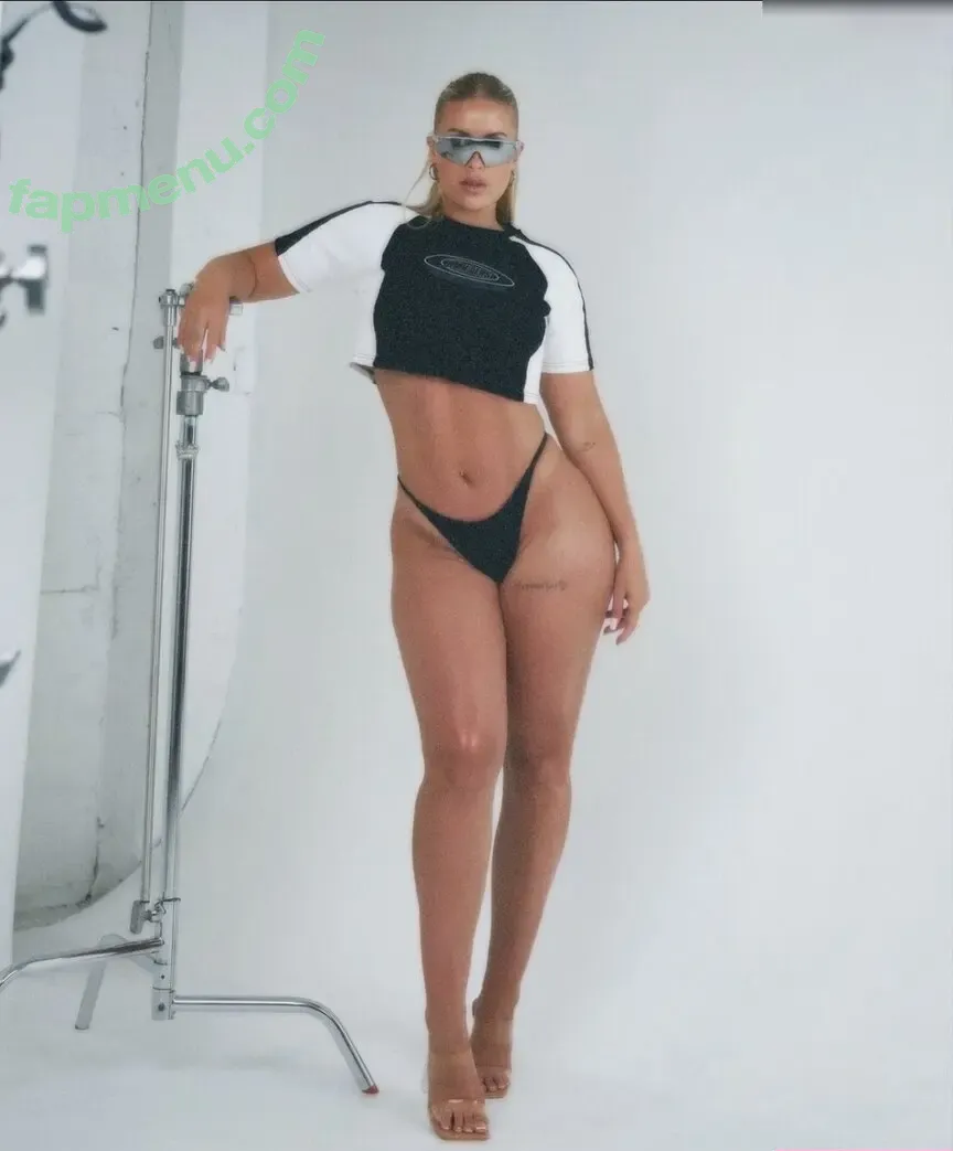 Simone Christensen nude photo #0023 (simone_christensen / simonechristensen)
