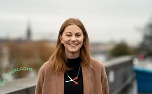 Simone Giertz / simonegiertz nude photo #0022