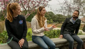 Simone Giertz / simonegiertz nude photo #0046