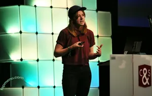 Simone Giertz / simonegiertz nude photo #0079