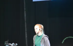 Simone Giertz / simonegiertz nude photo #0086