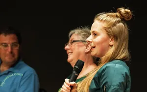 Simone Giertz / simonegiertz nude photo #0090