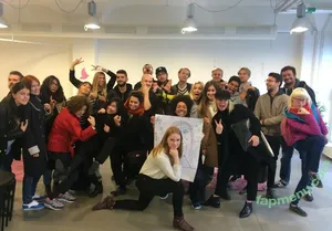 Simone Giertz / simonegiertz nude photo #0097