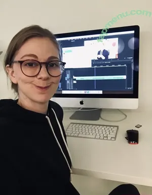 Simone Giertz / simonegiertz nude photo #0150