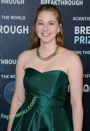 Simone Giertz / simonegiertz nude photo #0171