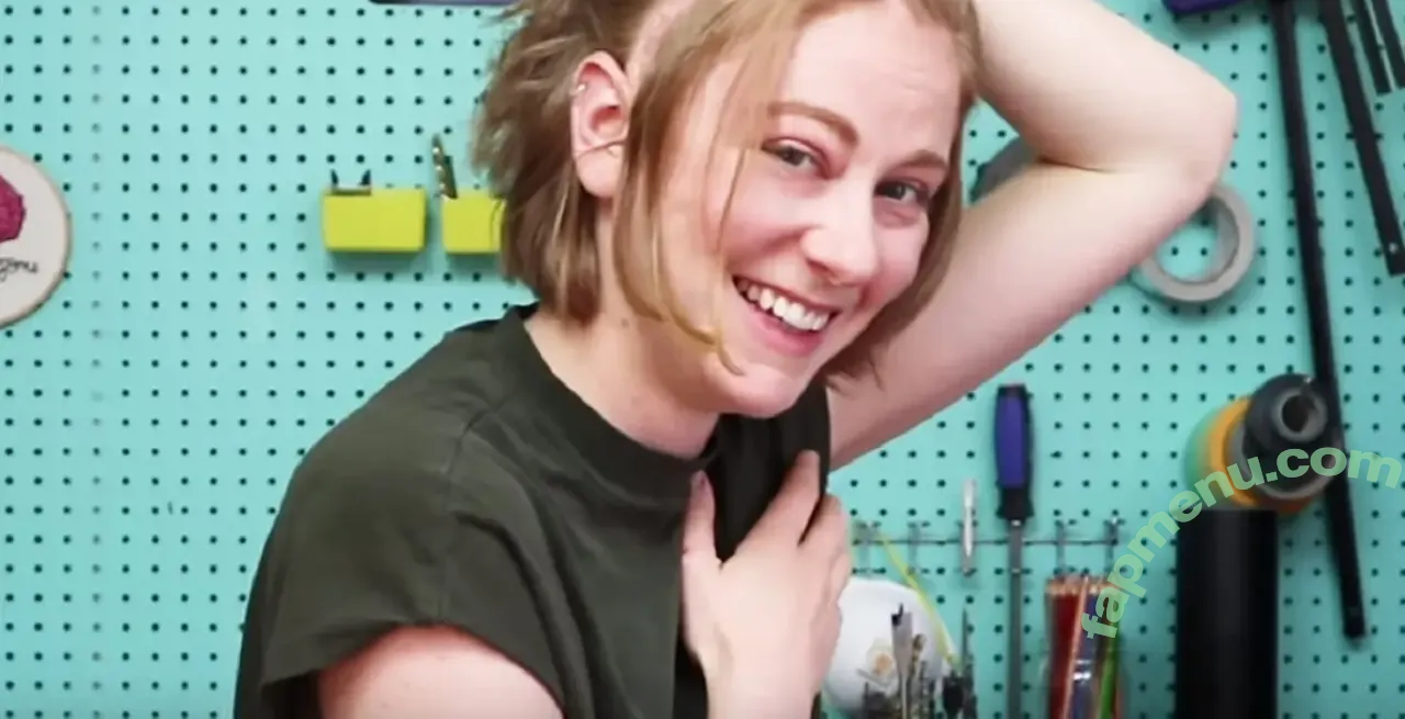 Simone Giertz nude photo #0018 (simonegiertz)
