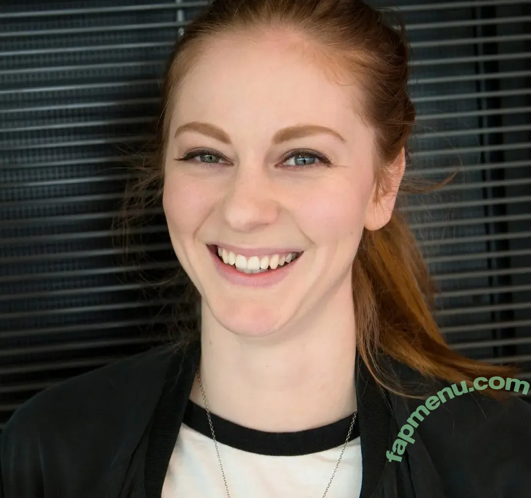 Simone Giertz nude photo #0023 (simonegiertz)