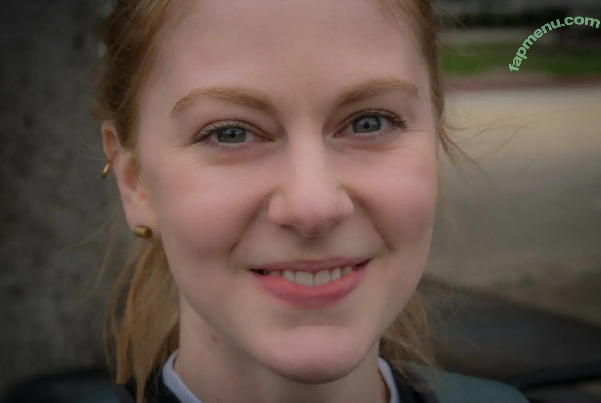 Simone Giertz nude photo #0048 (simonegiertz)