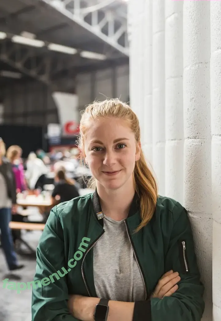 Simone Giertz nude photo #0055 (simonegiertz)