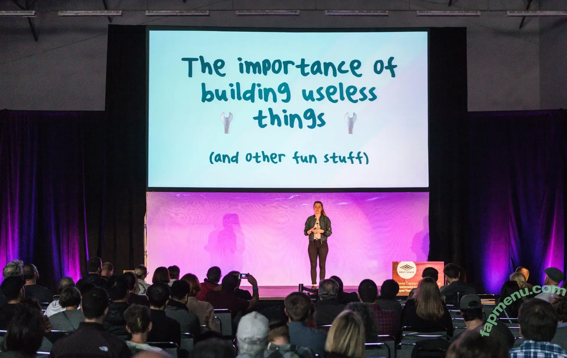 Simone Giertz nude photo #0058 (simonegiertz)