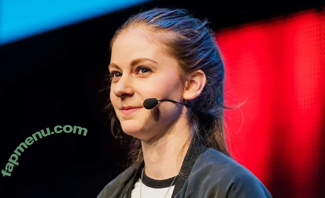 Simone Giertz nude photo #0098 (simonegiertz)