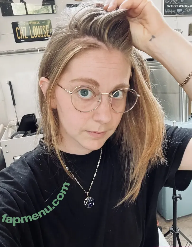 Simone Giertz nude photo #0132 (simonegiertz)