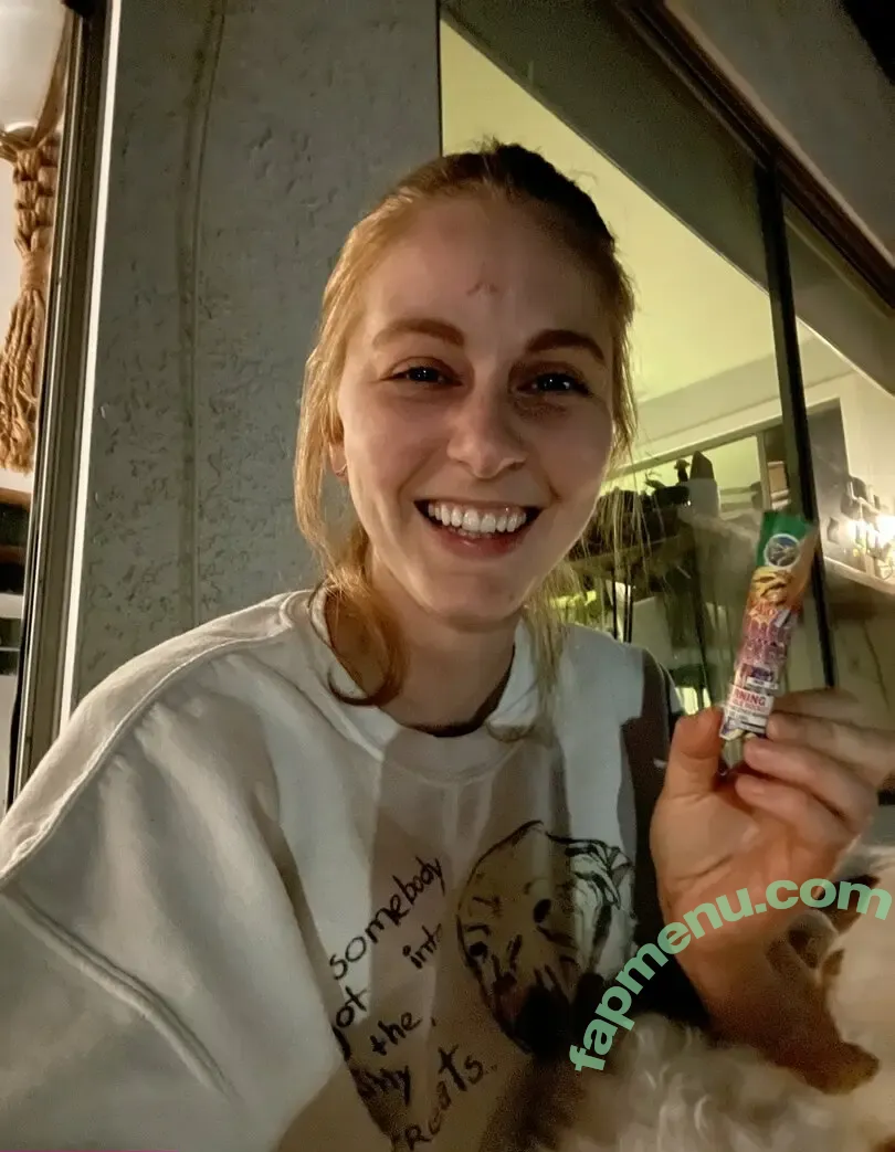 Simone Giertz nude photo #0133 (simonegiertz)