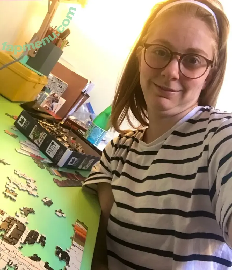 Simone Giertz nude photo #0135 (simonegiertz)