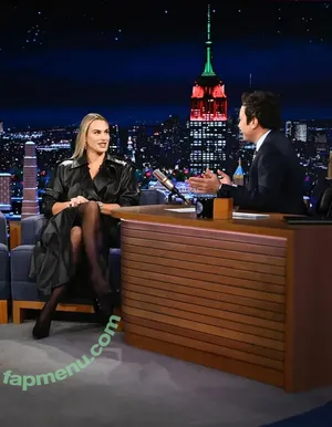 SimpCity Forums / reel nude photo #0027