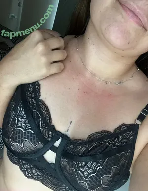 simplycynthiaa1 / simplycyn nude photo #0062