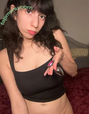  nude photo #0002