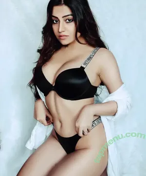 Simran Kaur / simrankonly / symrann.k nude photo #0092
