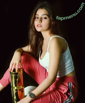 Simran Kaur / simrankonly / symrann.k nude photo #0107