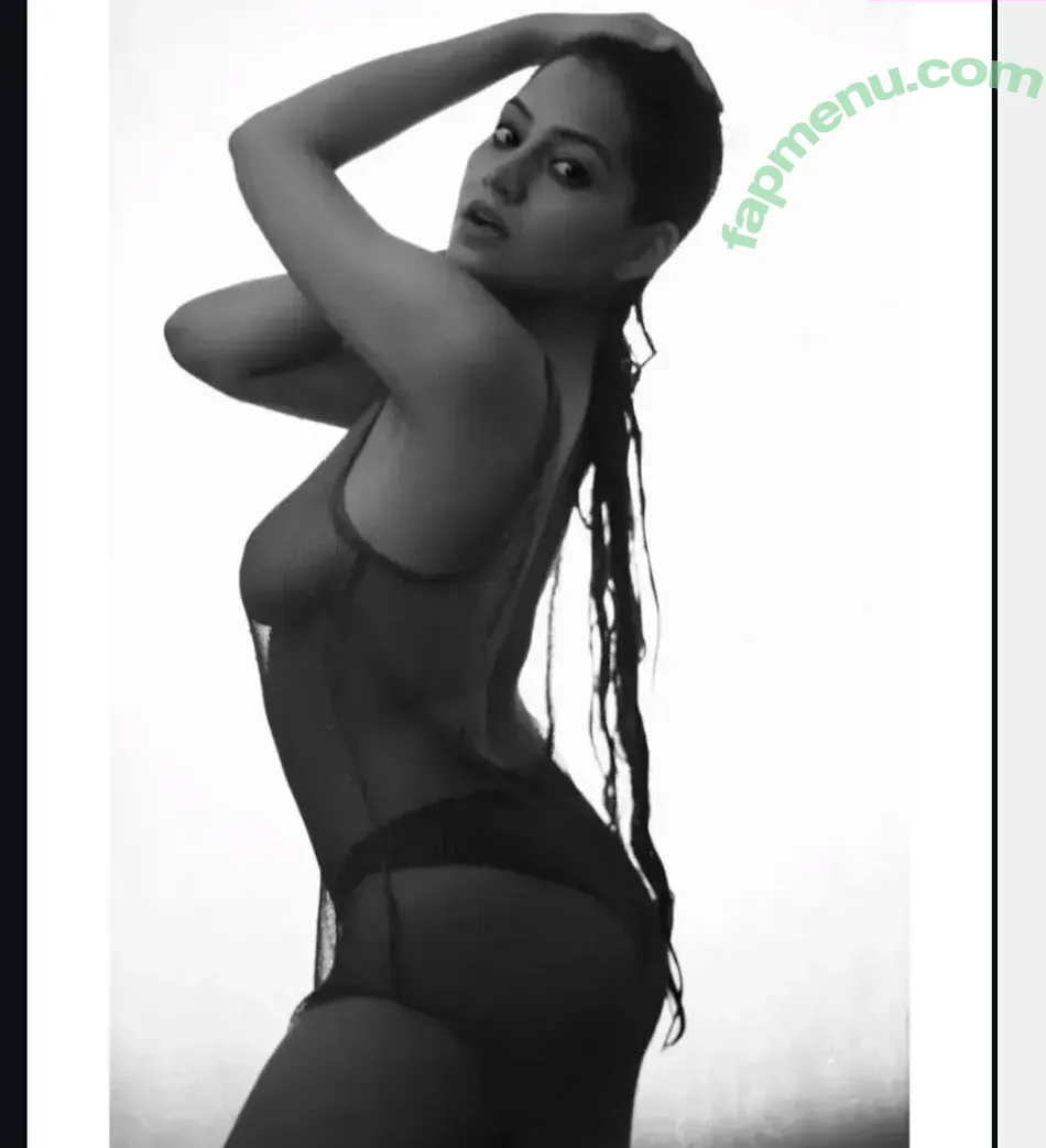 Simran Kaur nude photo #0016 (symrann.k)