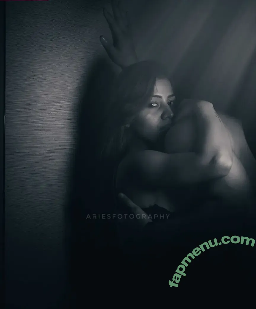 Simran Kaur nude photo #0105 (simrankonly / symrann.k)