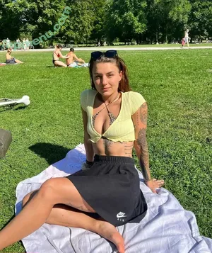 Sina Alena Heinrichsohn / sina_alena_ nude photo #0004