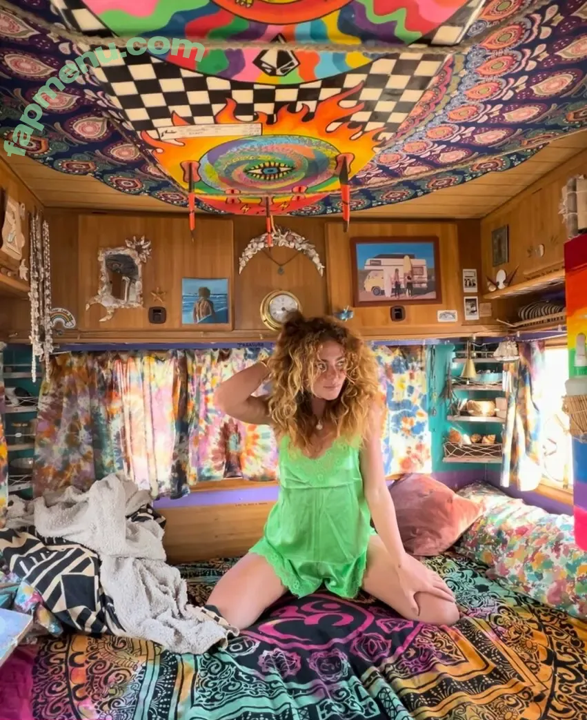 Sina Luxor nude photo #0049 (sina_luxor)