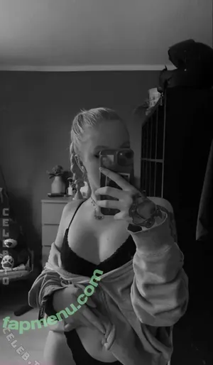 Sina_nck / sina.nck / sina.njck / sinamanuela nude photo #0021