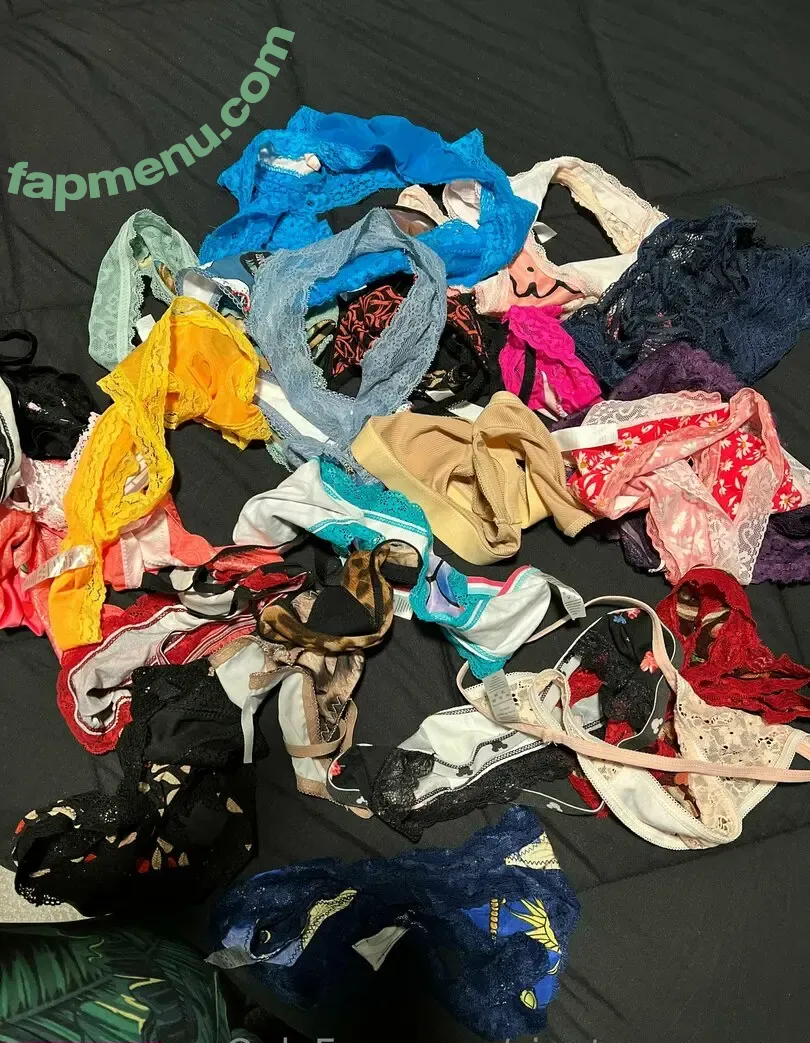 sinatramonroe nude photo #0178 (sinatra.monroe)