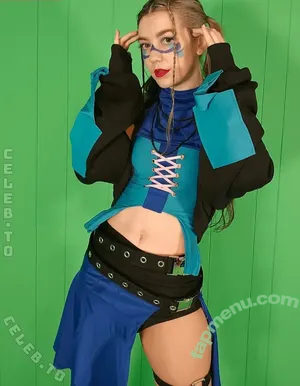 SincerelyLyn / lynnlove / sincerely.lyn nude photo #0011