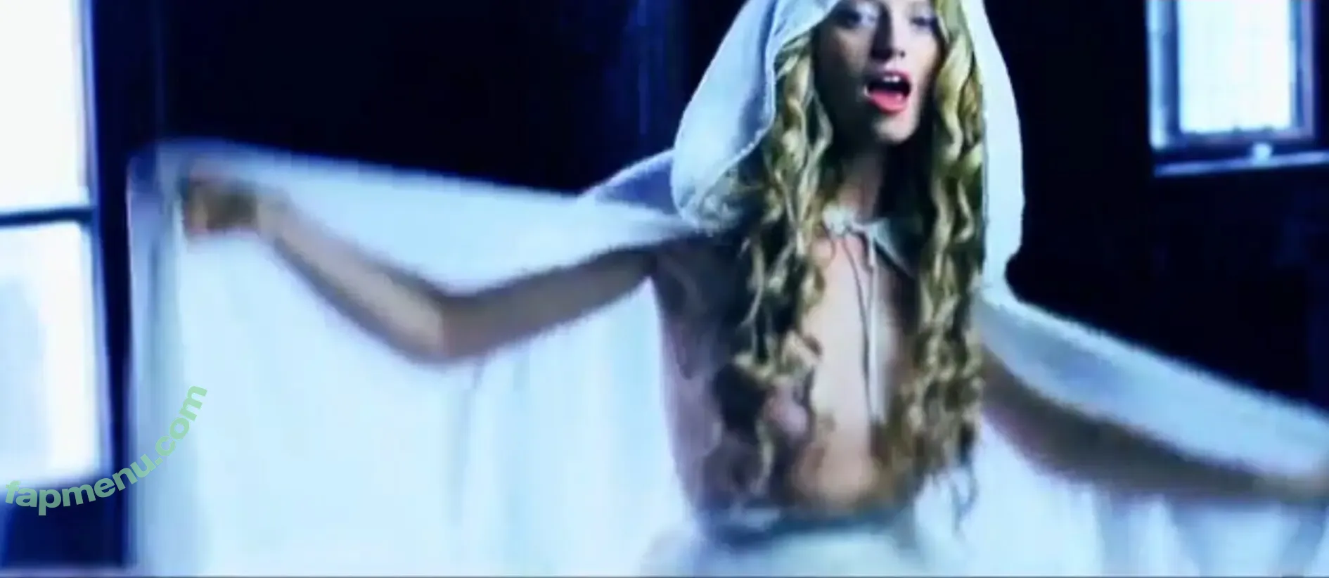 Sinead Bales nude photo #0060 (sineadbales)