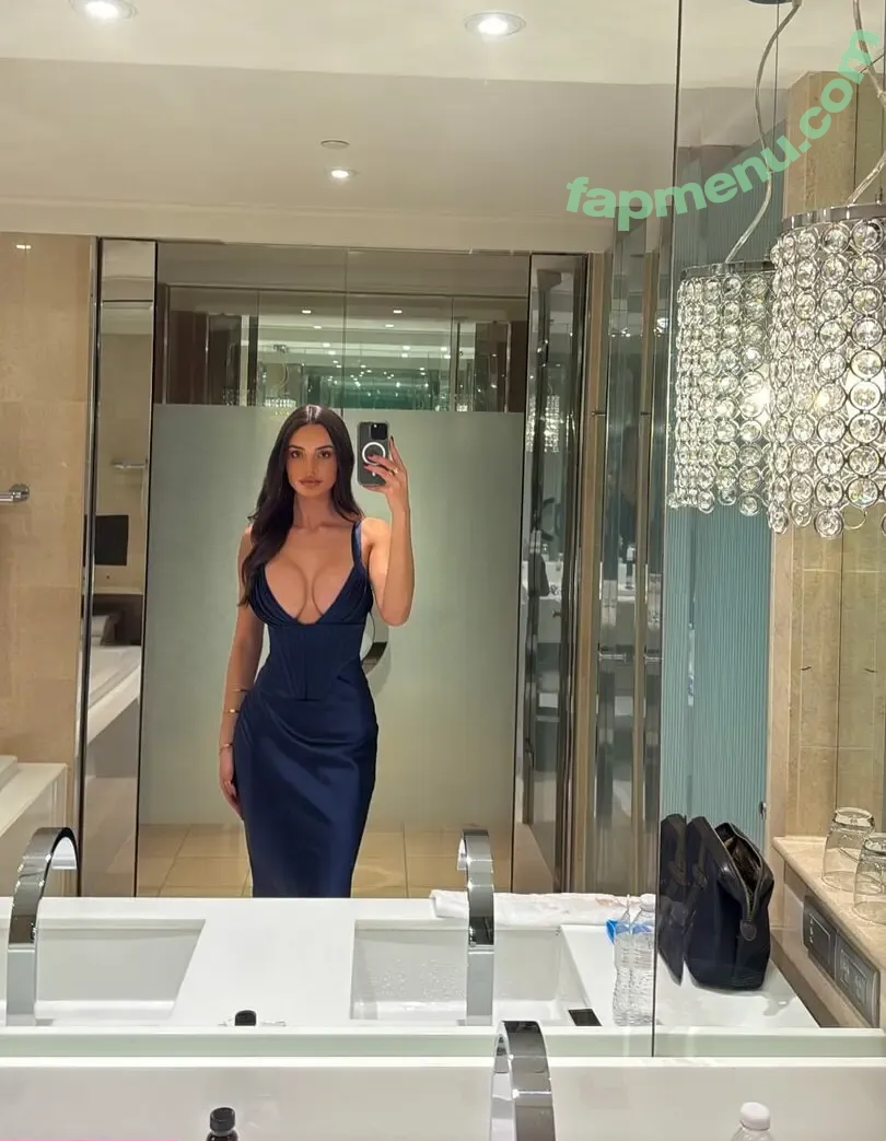 Sineeaadd nude photo #0379 (Not Sienna / Siennaliara / Sineadd.bts)