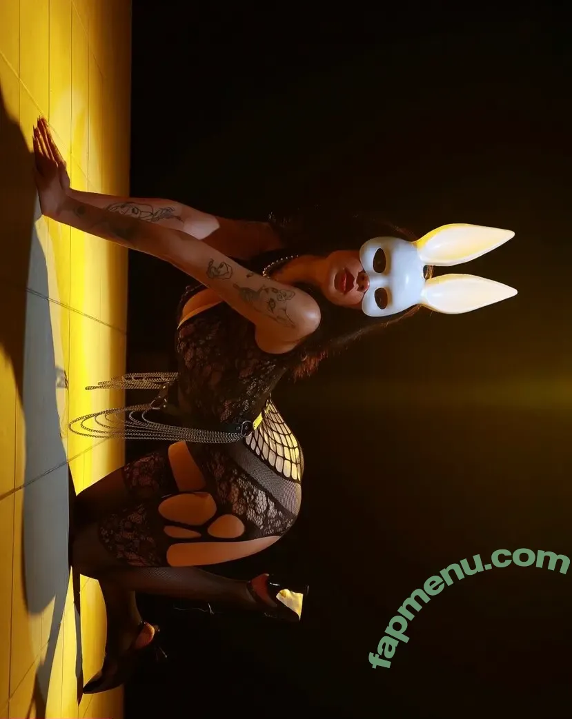 sinembilinmiyor nude photo #0057 (cw)