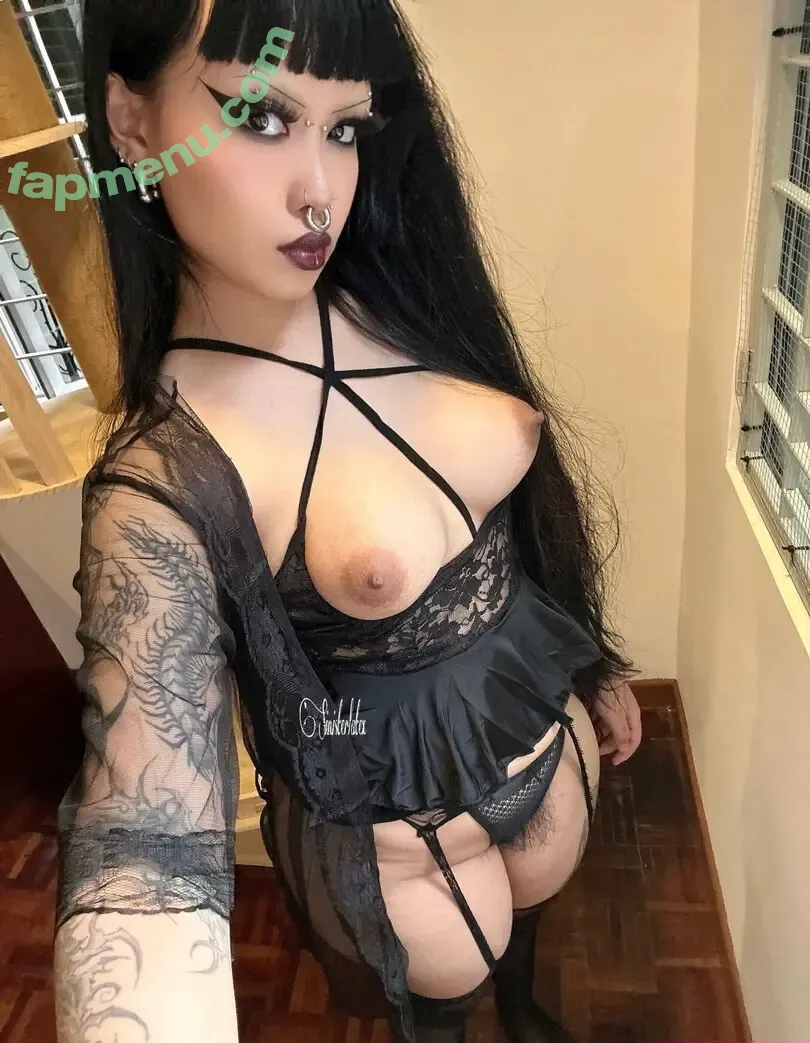 sinisterlatex nude photo #0031 (synesterlatex)