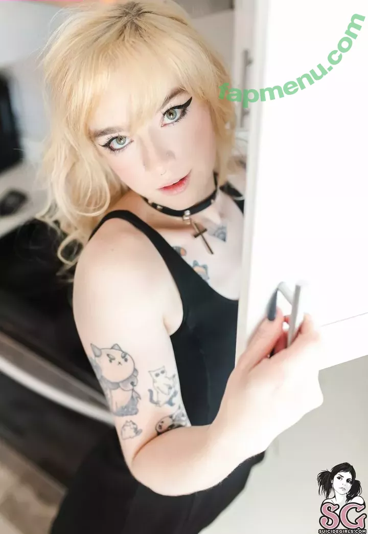 Sinkiity nude photo #0007 (Sabrina Sins / siinkiity)
