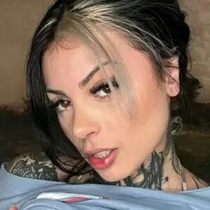 sinnersafina / sinner_saff nude photo #0003